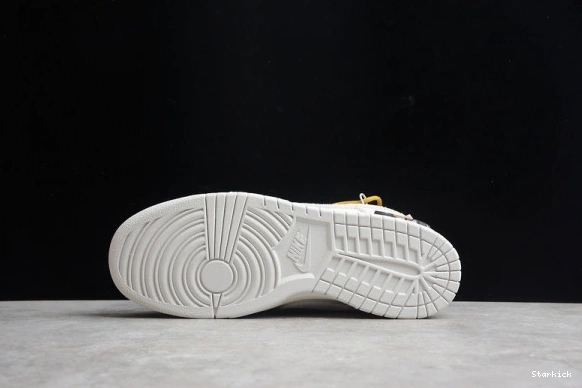 DJ0950-105 Low Lot O-W Nike 37 Dunk 1006